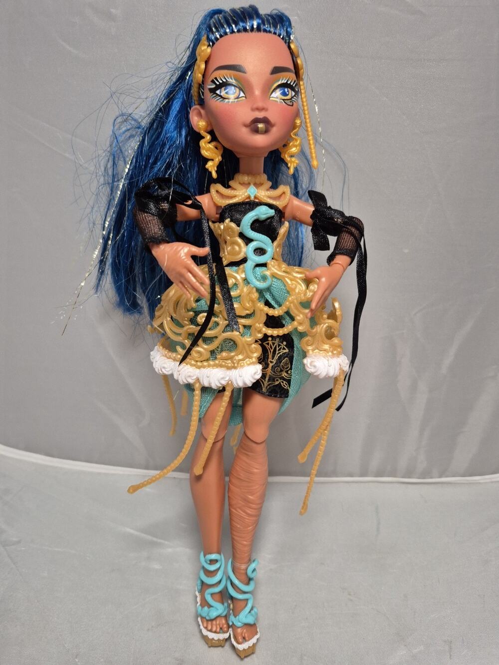 💥 Monster High Doll - Scary Sweet Birthday Cleo De Nile